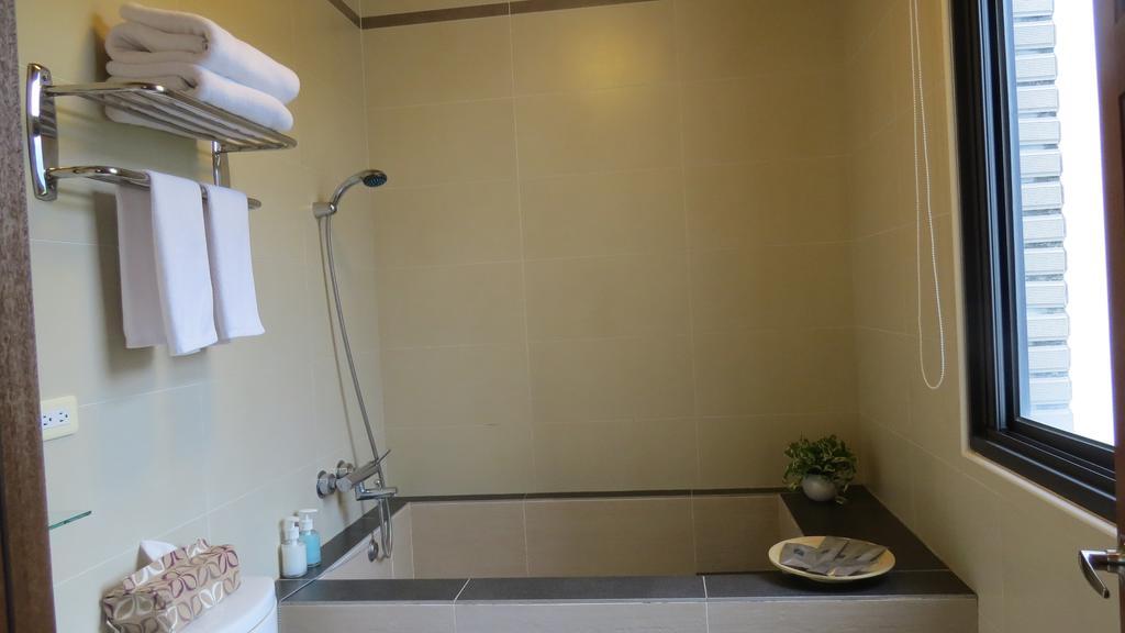 Slower Life B&B Jiaoxi Ruang foto