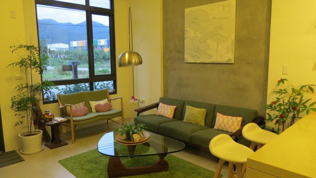 Slower Life B&B Jiaoxi Bagian luar foto
