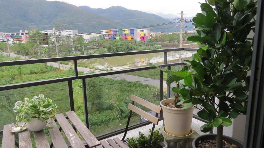 Slower Life B&B Jiaoxi Ruang foto